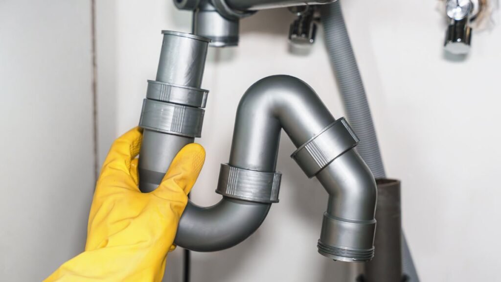 Anfahrt und Einsatzablauf des Notdienstes im Raum Mannheim bei Kanalverstopfungen