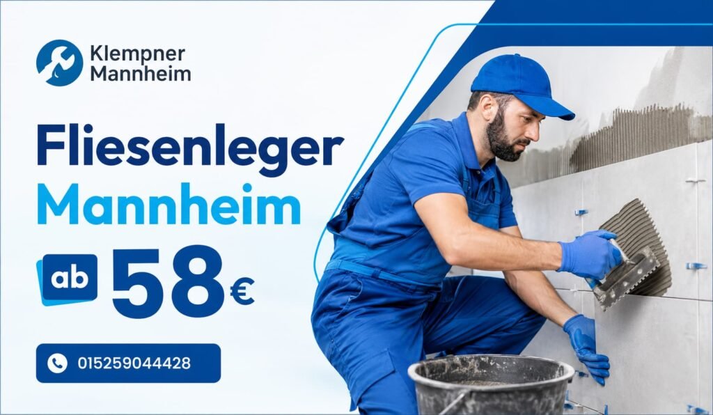 Facharbeiter bei der Verlegung von Wandfliesen im Badezimmer